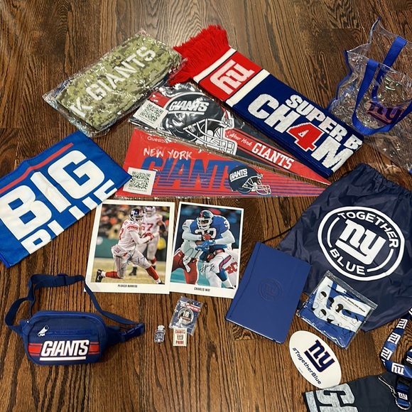 NWT 25 NY Giants items memorabilia and gear all in one bulk buy!! Great gift!! - Picture 3 of 5